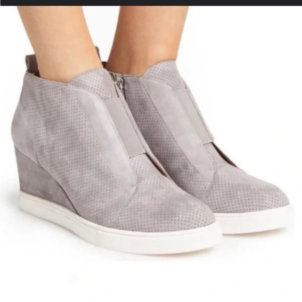 LINEA PAOLO Felicia Light Gray Suede Wedge Sneaker Size 7.5
